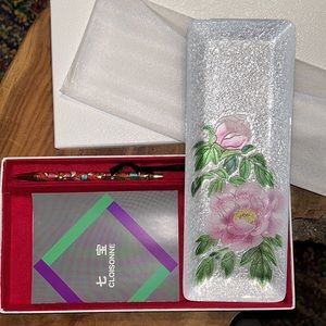 ANDO CLOISONNE CO Gorgeous NWT pink & green traditional Asian pen & letter tray